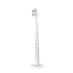 Ukiwi Wide Ultra Clean Toothbrush (Kiwifruit) White